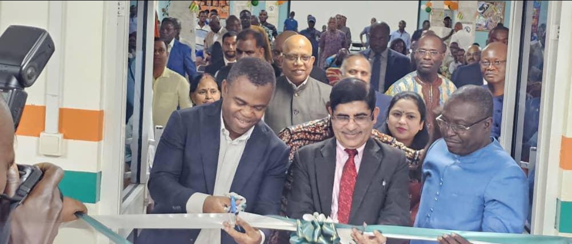  Hon’ble Minister of Higher Education and Research of Togo, H.E. Prof. Ihou Majesté
Wateba graced the opening of India Corner at University of Lomé, in February 2024